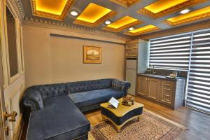 Posezení v ubytování REAL KiNG SUiTE HOTEL