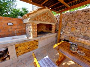 Patio nebo venkovní prostory v ubytování Holiday House Pag