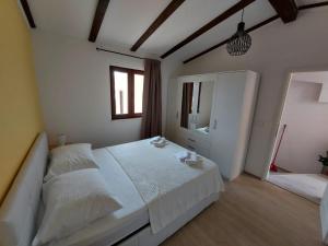 Gallery image of House for rent in Zubovići