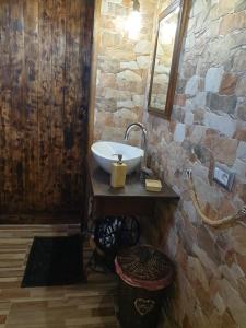 A bathroom at Stanza Del Viggiatore