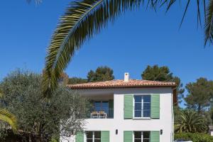 Foto dalla galleria di Luxurious and spacious apartment in the heart of the Côte d'Azur a Roquefort-les-Pins