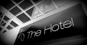 Certifikát, hodnocení, plakát nebo jiný dokument vystavený v ubytování The Hotel