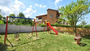 Herní místnost nebo prostor pro děti v ubytování Villa Keli