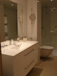 Et badeværelse på Hotel Rebstock