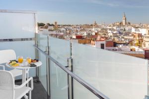 Balkon lub taras w obiekcie Catalonia Giralda