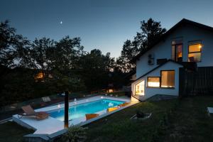 Bazén v ubytování Villa Colapis nebo v jeho okolí