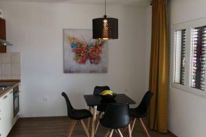 Η κουζίνα ή μικρή κουζίνα στο Summer dreams in Bol