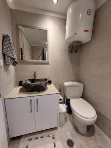 Koupelna v ubytování Akis luxury flat + 4 fotografie