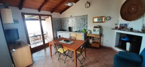 Köök või kööginurk majutusasutuses Casa Grazia e Enrico