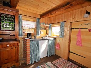Lichtpold的住宿－韋爾登瑞塞勒小木屋別墅，相簿中的一張相片