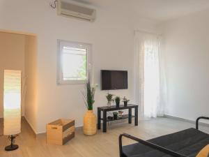 TV a/nebo společenská místnost v ubytování Apartment Gordana-1 by Interhome