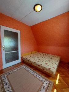 Posteľ alebo postele v izbe v ubytovaní Holiday Home Violett by Interhome