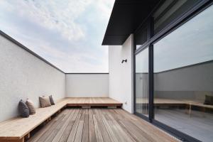 Balkón nebo terasa v ubytování MUSTARD HOTEL SHIMOKITAZAWA