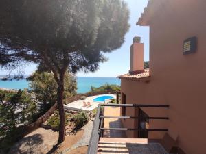 Les Vil·les, casa con piscina con vistas al mar (Spanje ...