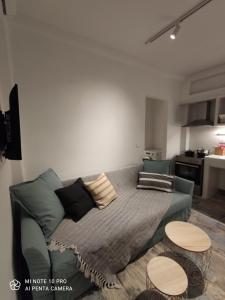 Postel nebo postele na pokoji v ubytování Θίς luxury apartments