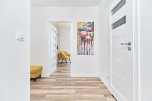 Zdjęcie z galerii obiektu Villa Nova Lux Apartment Wrocław Kowale by Noclegi Renters we Wrocławiu