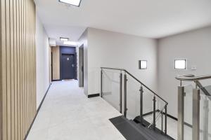 Zdjęcie z galerii obiektu Villa Nova Lux Apartment Wrocław Kowale by Noclegi Renters we Wrocławiu