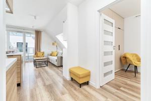 Część wypoczynkowa w obiekcie Villa Nova Lux Apartment Wrocław Kowale by Noclegi Renters