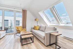 Część wypoczynkowa w obiekcie Villa Nova Lux Apartment Wrocław Kowale by Noclegi Renters