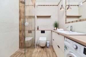 Łazienka w obiekcie Villa Nova Lux Apartment Wrocław Kowale by Noclegi Renters