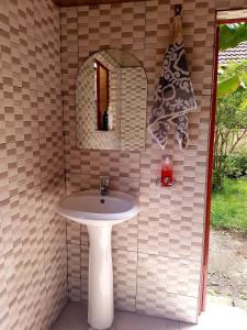 Koupelna v ubytování The House of Black and White