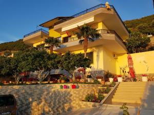 Villa Meminaj Vlore Sea view and Garden Vlore - Image 6