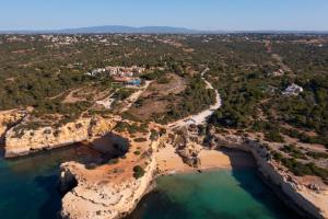 an aerial view of a beach and the ocean at Vila Alba Resort in Carvoeiro