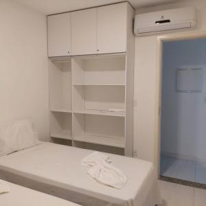Säng eller sängar i ett rum på Porto de Galinhas, Flat em Muro Alto Condomínio Clube