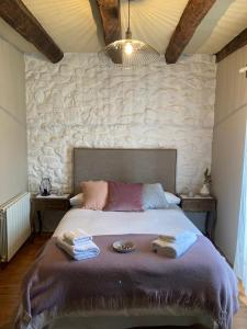 A bed or beds in a room at Caserío Sautu Goikoa