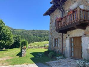 Táj Show country houses közelében