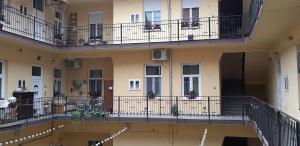 Balkón alebo terasa v ubytovaní Hédi apartman