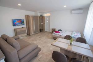 Posezení v ubytování Mona Apartman