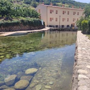 Piscina a La Escondida o a prop