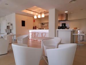 Kuchyň nebo kuchyňský kout v ubytování Hotel Ceres