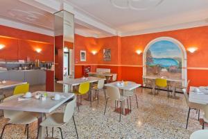 Gallery image of Hotel Calypso in Ventimiglia