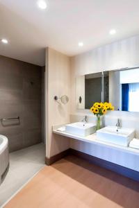 Koupelna v ubytování Hotel Ibersol Atrio del Mar
