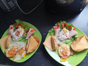 Jídlo v ubytování v soukromí nebo okolí