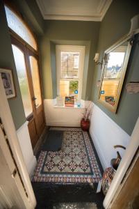 Compton Guest House