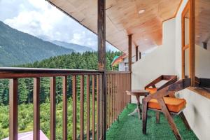 Üldine mäevaade või majutusasutusest Sparsh Resort, A Boutique Stay - Just 2kms uphill from Mall Road, near Old Manali pildistatud vaade