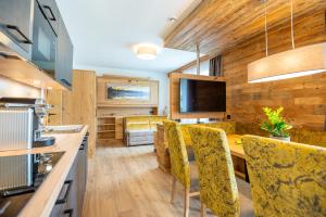 Kuchnia lub aneks kuchenny w obiekcie Apartment Bergsee