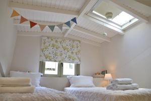 Posteľ alebo postele v izbe v ubytovaní For4 Seasons Home 2 - by Avelink
