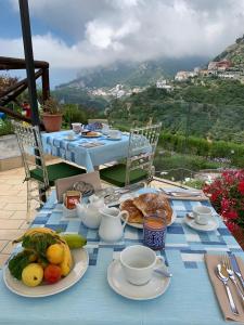 Nespecifikovaný výhled na hory nebo výhled na hory při pohledu z bed and breakfast