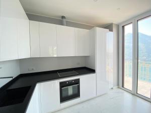 Kuchyň nebo kuchyňský kout v ubytování Villa Nova apartment in Moltrasio – Lake Como + 14 fotografií