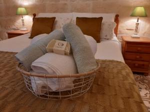 Ένα ή περισσότερα κρεβάτια σε δωμάτιο στο The LYNDEE HOUSE