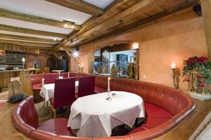 Posezení v ubytování Hotel Restaurant Sidan