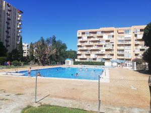 Bazén v ubytovaní Edificio Agata alebo v jeho blízkosti