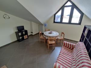 Fotografia z galérie ubytovania Appartamento nuovo con cucina ai piedi del Monviso v destinácii Bagnolo Piemonte + 6 fotografií