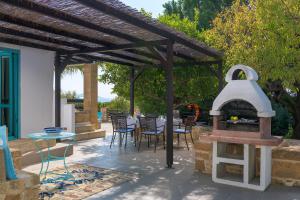 Gallery image of Villa Mary's Holiday House in Pefki Rhodes