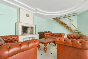 Posedenie v ubytovaní Deribasivska Cozy 4-room Apartment