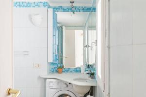 Kúpeľňa v ubytovaní iFlat Yellow Monti Studio Apartment + 8 fotografií